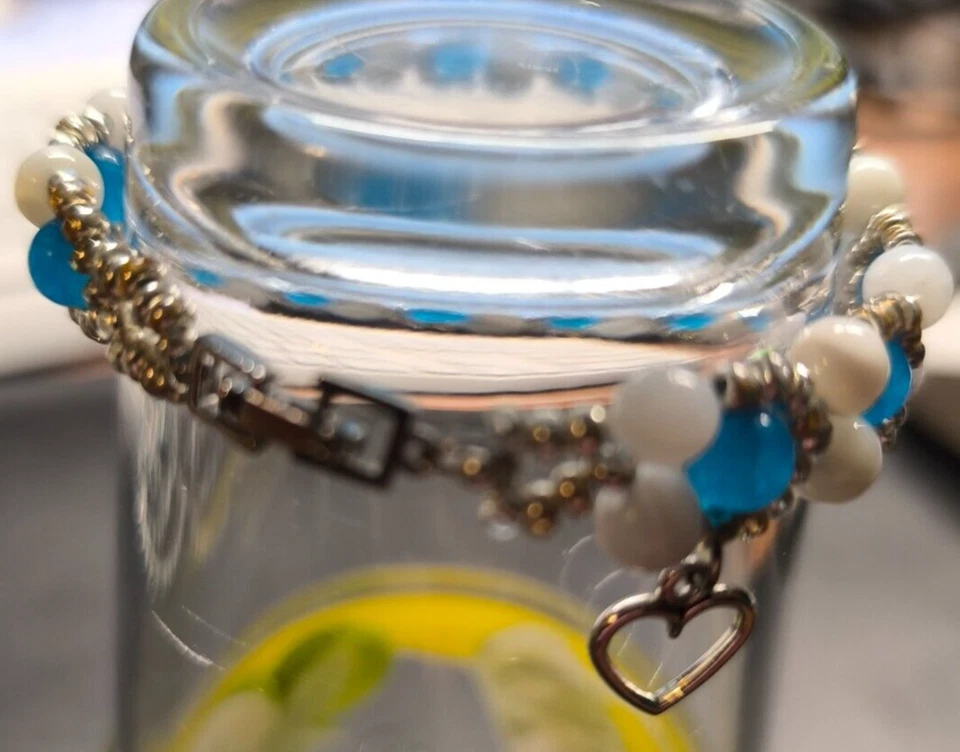 Armband Perlmutter, Apatit, Glasperlen in Weiß/Blau/Silber, Schnappverschluss - Bild 2 von 3