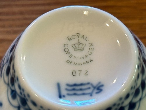Royal Copenhagen Blue Fluted Coffee Cups & Full Lace Sauces 1035 - Picture 10 of 10