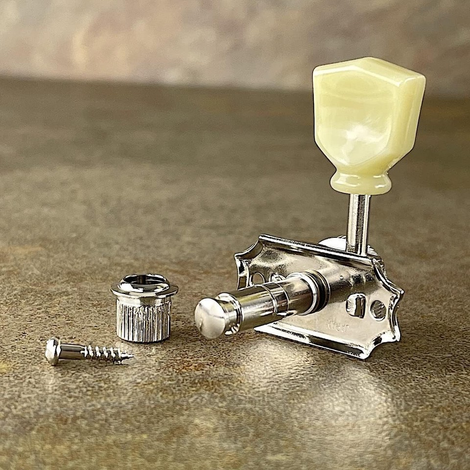 Juego De Clavijas De Bloqueo Gotoh SD90-MGT 3x3 Estilo Vintage - Relación 15:1, Botones De Plástico, Hardware Nickel | Para Guitarra, Con Perilla De Bloqueo