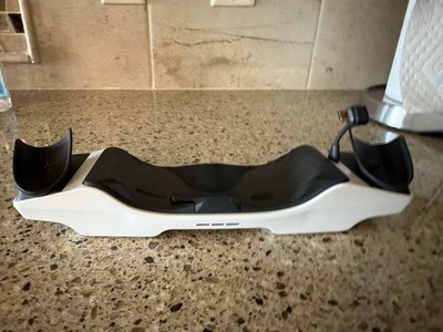 Anker Charging Dock for Oculus Quest 2 - White (Y1010121-4)