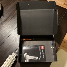 LEGO Architecture Leaning Tower of Pisa 21015 (RETIRED) complete