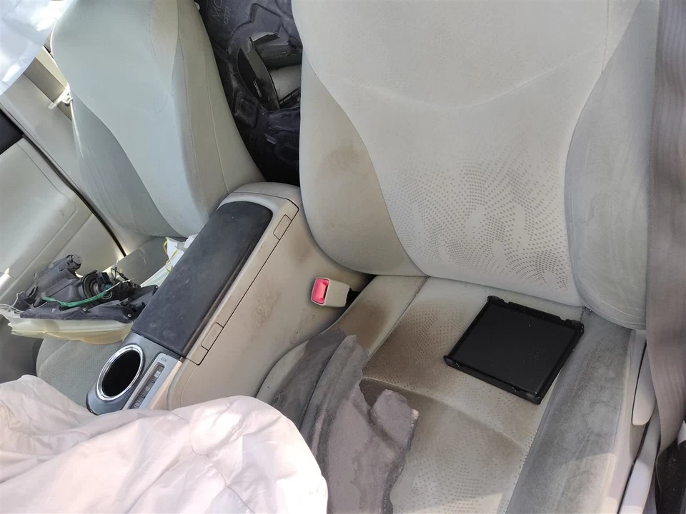 BLK RIGHT REAR DOOR TRIM PANEL 2013 TOYOTA PRIUS V Foto 4 de 4