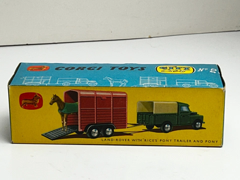 Corgi No. Gift Set 2 Land Rover with Rice Pony Trailer and Original Box, Read - Image 4 of 4