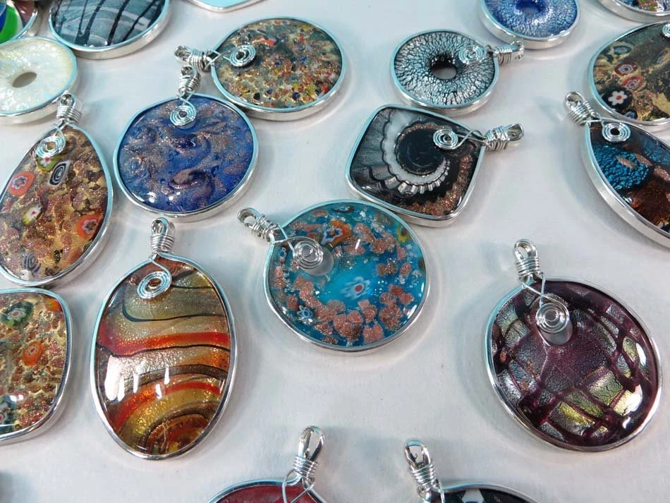 Lampwork glass pendants best sale wholesale