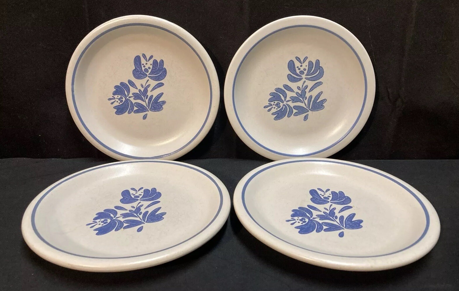Pfaltzgraff Yorktowne 6.75 Inch Dessert Plates Set of 4