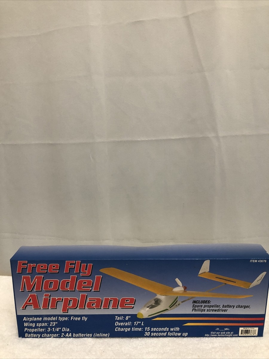 FREE FLY AIRPLANE JET KITS MODEL AIRPLANE COMPLETE AND NEW IN