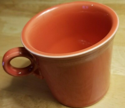 VINTAGE FIESTA WARE Ring Mug TOM & JERRY Coffee Cup PRETTY CORAL ROSE PEACH NICE