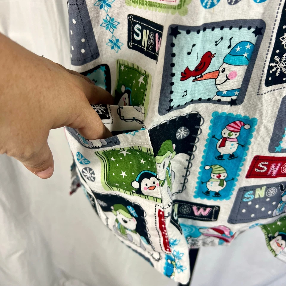 SB Scrubs Top Christmas Winter Snowman Unisex Medium Pockets Nursing Medical - Image 3 of 4