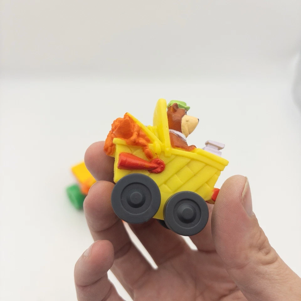 Cesta de picnic Yogi Bear Wacky Racer Wendy's 1999 figura vehículo de carreras lote de 2 Foto 4 de 4