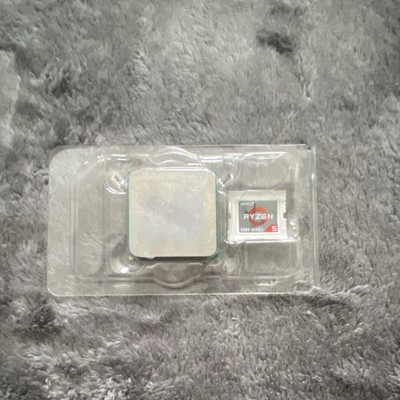 AMD Ryzen 3 2200g 3.5 GHz Quad-Core (YD2200C5FBBOX) Processor