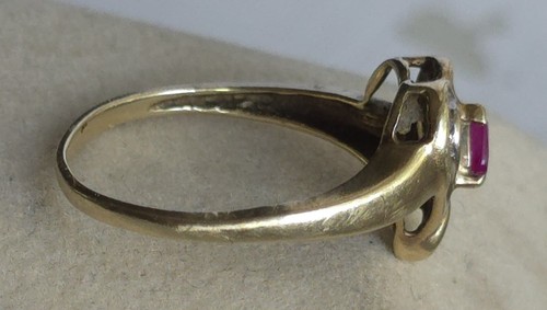 LADIES SIZE 7 RING SIGNED ADL 10K YELLOW GOLD W/ RUBY HEART SOLITAIRE & DIAMONDS - Picture 4 of 7