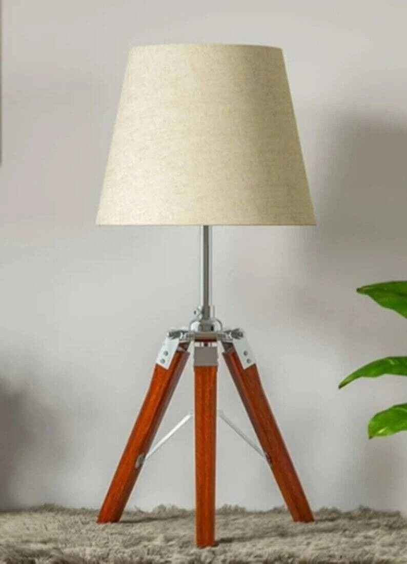 Table top sales tripod lamp