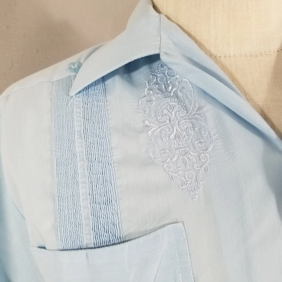 Guayabera Yucatecas Princeton Shirt men's small embroidered blue short sleeve - Image 4 of 4