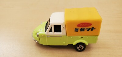 TOMICA Toys Daihatsu Midget TAKARA TOMY Vintage Mini Car