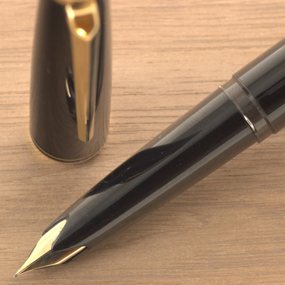Extra Fine (EF) Nib Collectible Montblanc Fountain Pens for sale