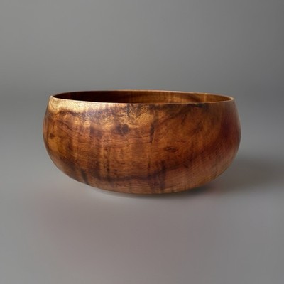 Dan DeLuz Signed Large Hawaiian Koa Wood Large Bowl. Rare. Beautiful Grain. 9 x4