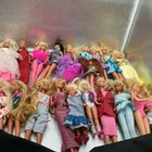 Vintage Superstar Era Barbie, Skipper Lot Of 21 Dolls Lot AS IS Fully Clothed 3