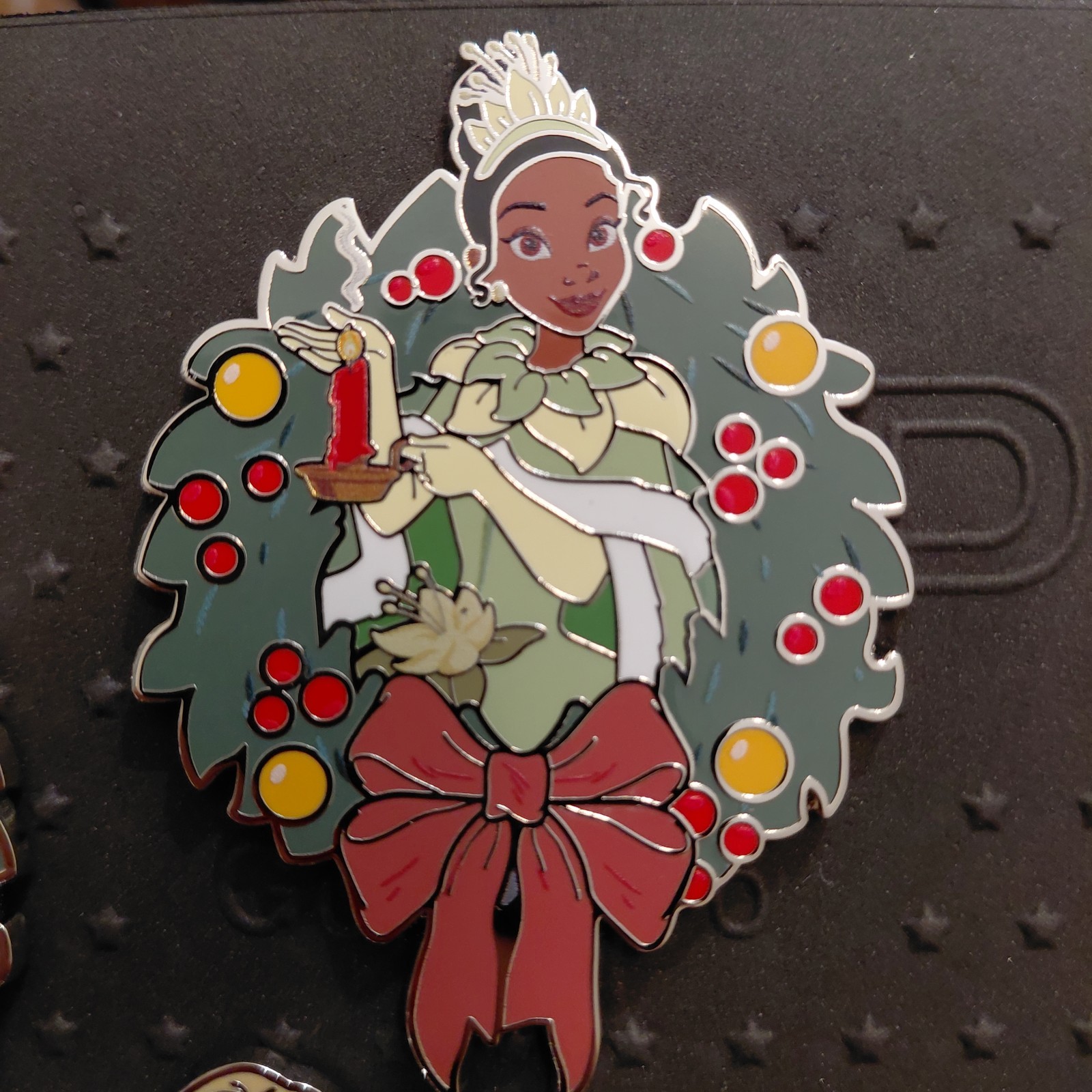 PALM Princess Christmas Wreath Tiana Mystery Box Pin