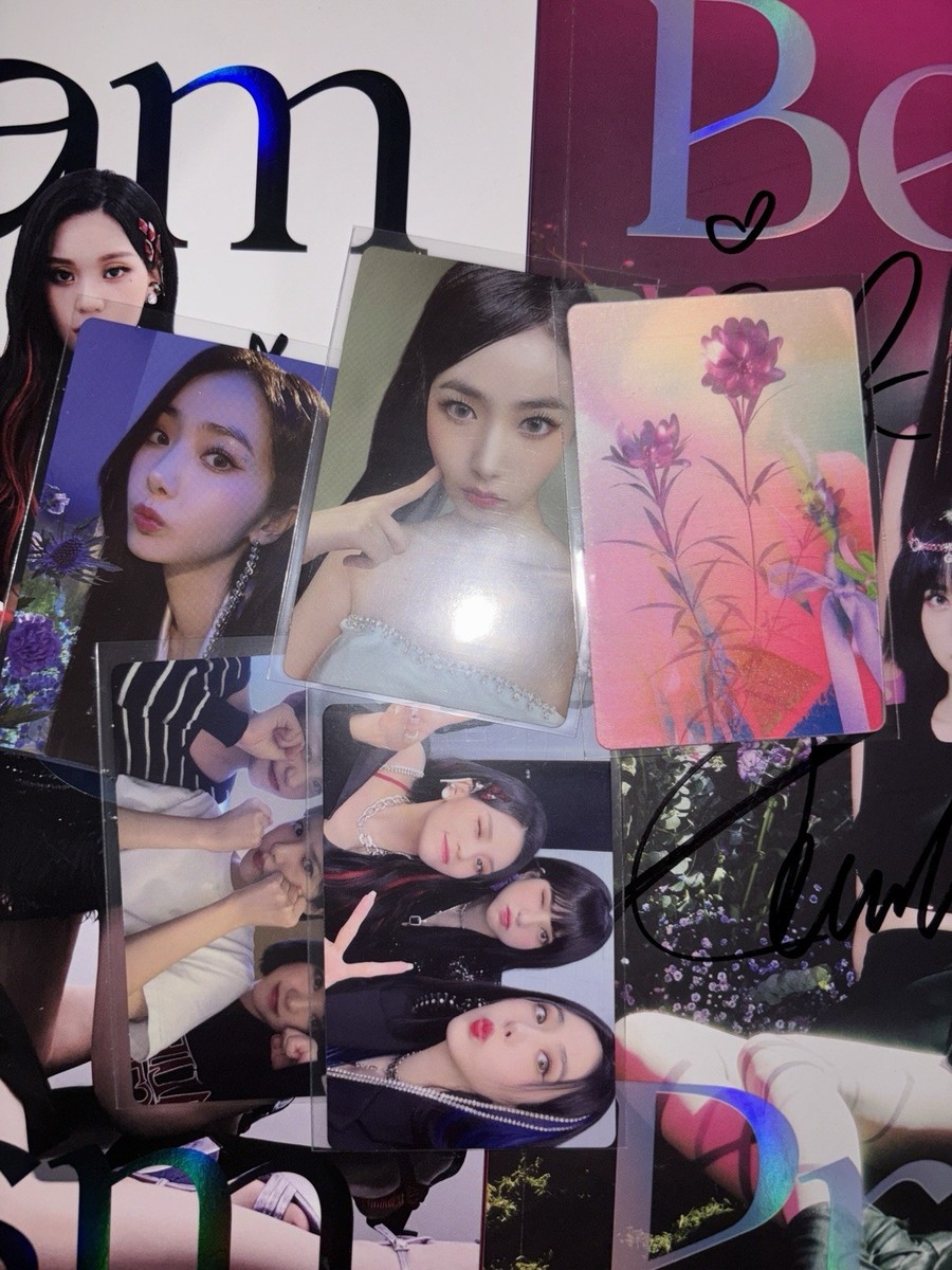 VIVIZ [The 1st Mini Album 'Beam Of Prism'] Autographed Signed