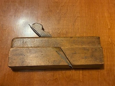  Vintage 3/8  Taber  Plane Co, New Bedford, MA, Side Bead Molding Plane No. 103