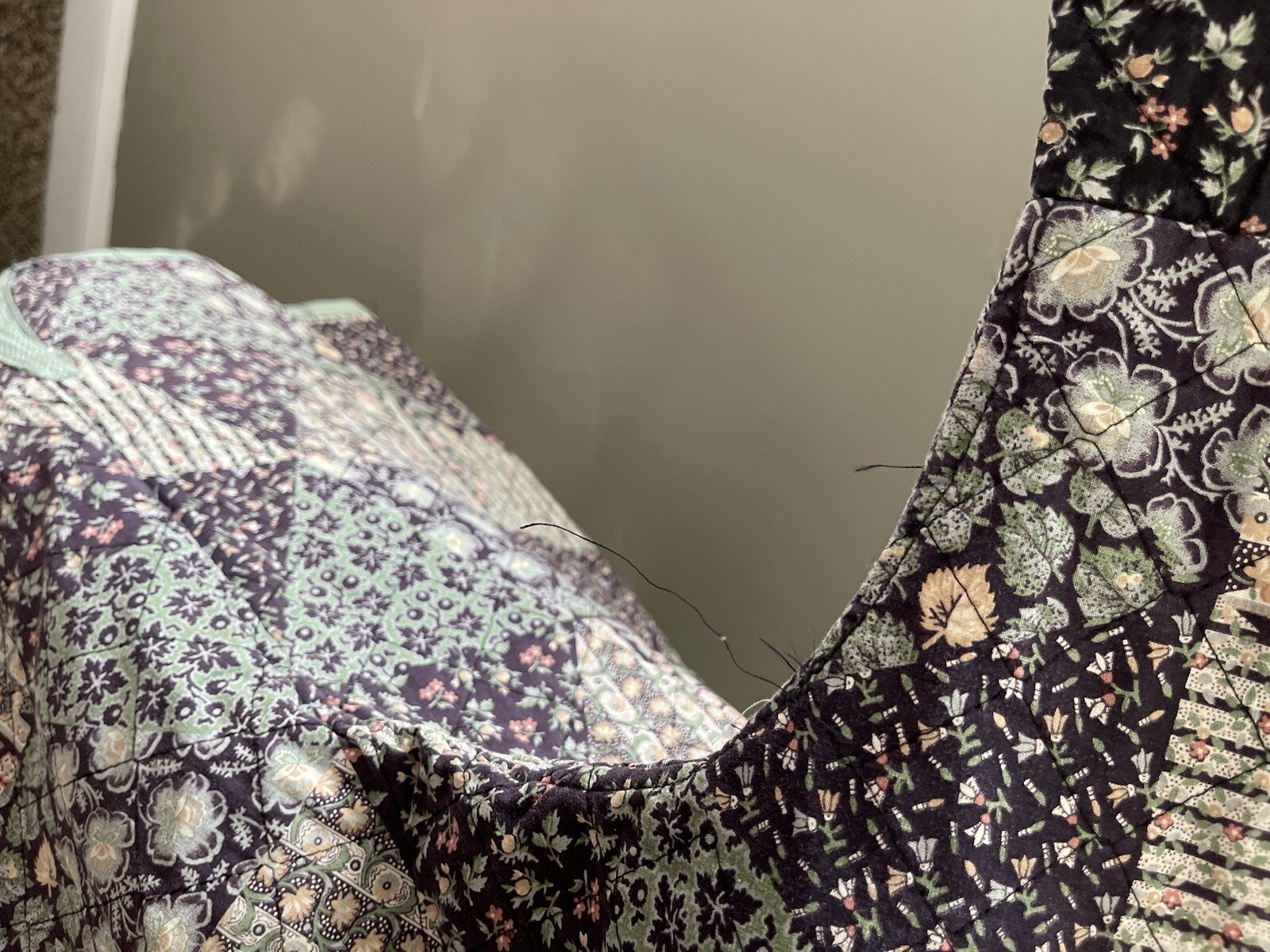 Vintage Handmade Patchwork Quilt Toggle Button Up… - image 18