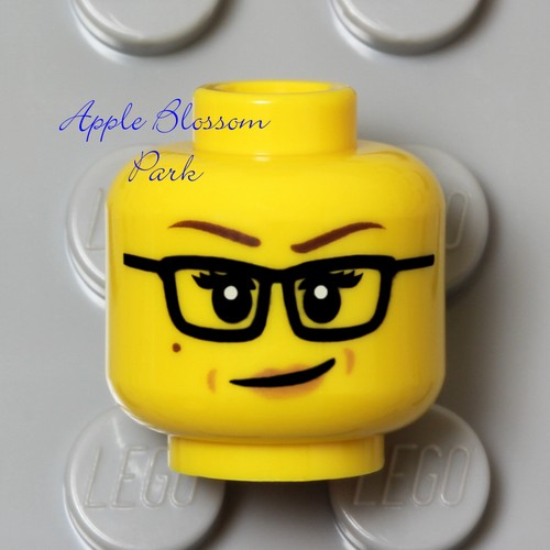 NEW Lego Female Girl MINIFIG HEAD w/Black Rim Eye Glasses Pink Lips Smirk Smile - Picture 2 of 10