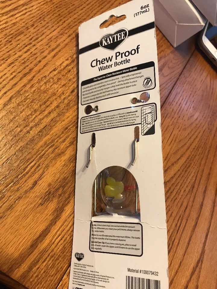 Botella de agua de vidrio a prueba de masticables KAYTEE animales pequeños 6 oz falta una pieza Foto 4 de 4