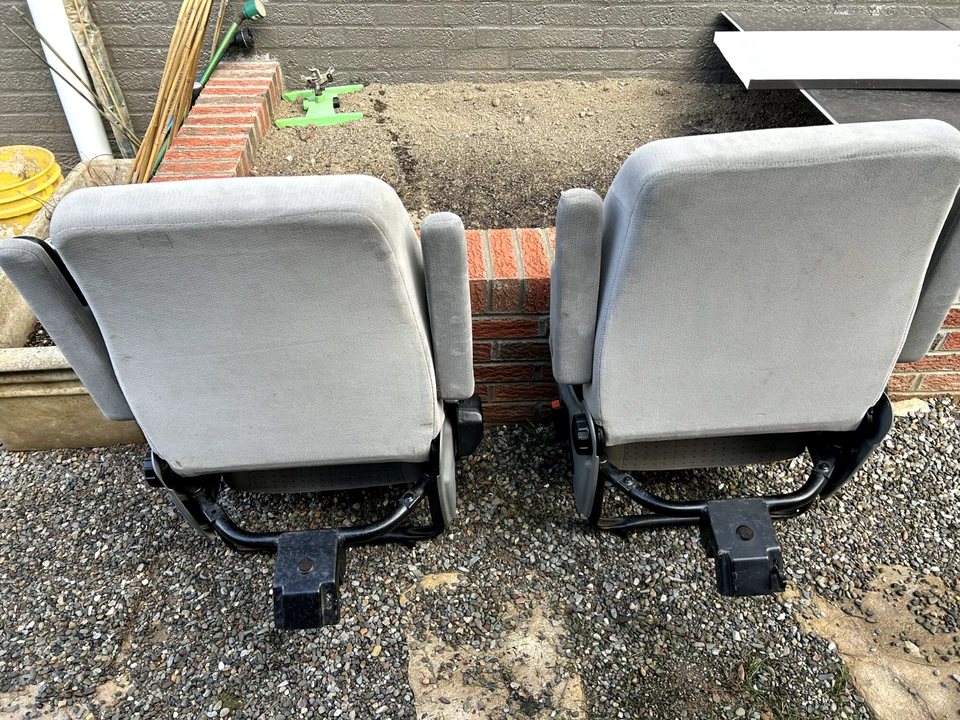 VW Eurovan Westfalia 2003 OEM asientos traseros derecho/izquierdo Foto 2 de 4