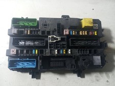 Opel Zafira B 2007 Diesel Sicherungskasten 13220831 BRT19253