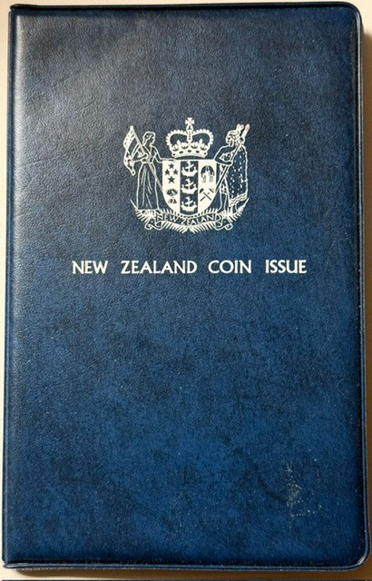 NEW ZEALAND - (7) Coin Mint Set - Beehive Dollar - 1978  - Km-MS24 - OGP!