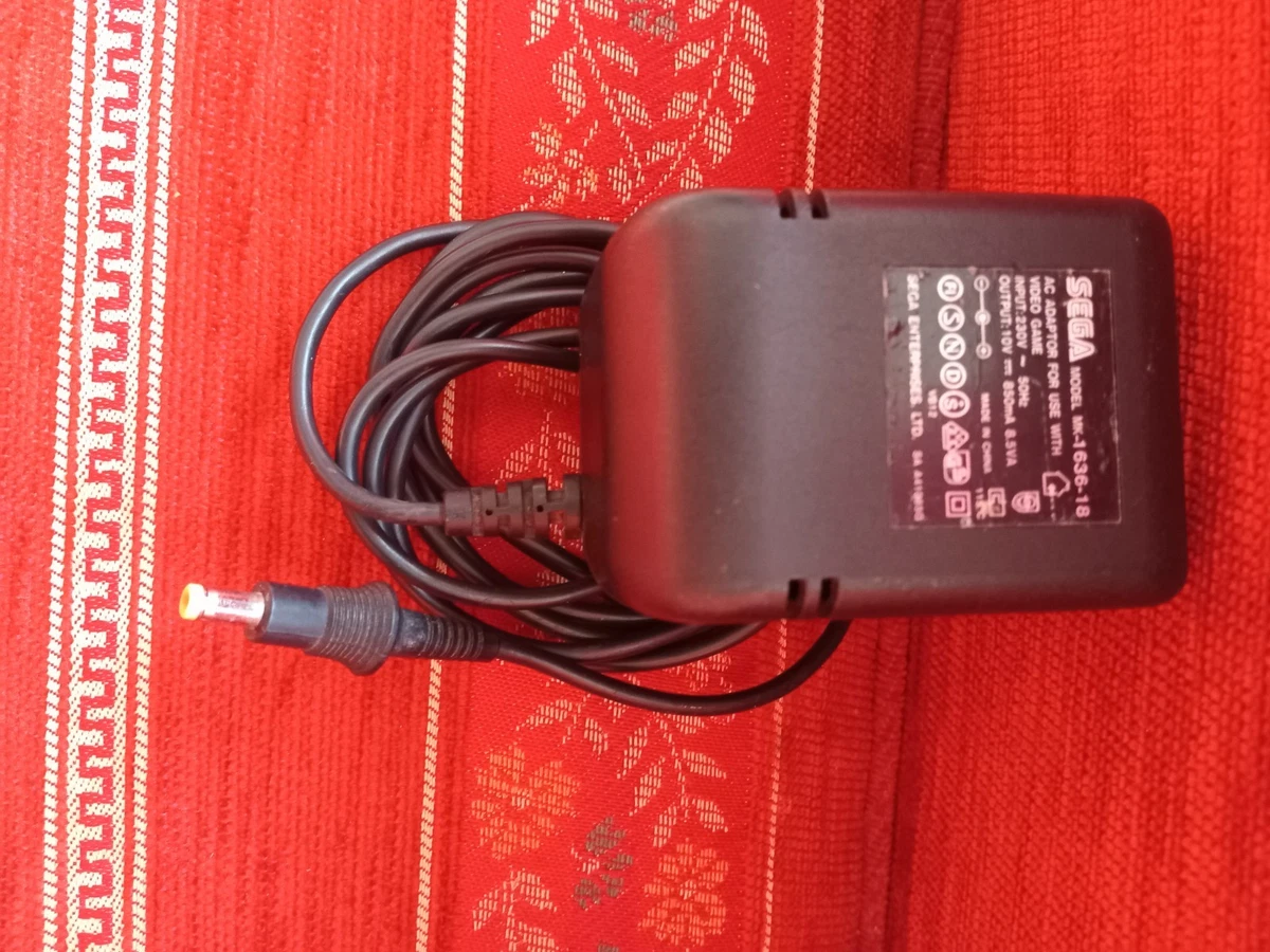 Adaptateur Secteur Officiel SEGA Mega Drive 2 / 32X / Multi-Mega – Neuf Old Stock Sous Emballage