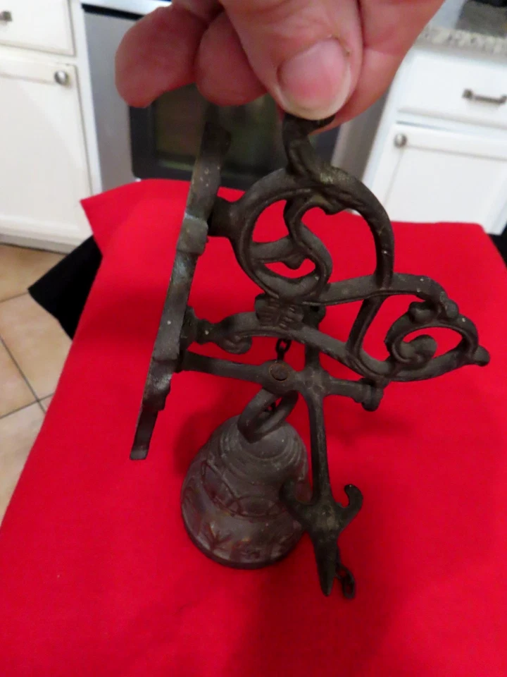 Vintage Victorian Style Mechanical Brass doorbell L10.25 - Image 3 of 4