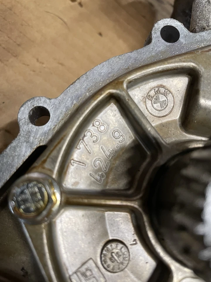 Used 1990-2003 BMW E34 E36 E38 E39 328i M3 528i 728i M50 S50 M52 S52 VANOS Unit - Image 3 of 4