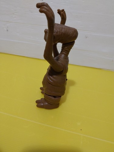 E.T. Exstraterrestre K.Toys Taiwan Vintage NON FUNZIONANTE - Foto 4 di 9