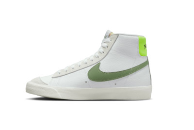 FJ4740-100 WMNS NIKE BLAZER MID '77 Weiss SNEAKER Sportschuhe