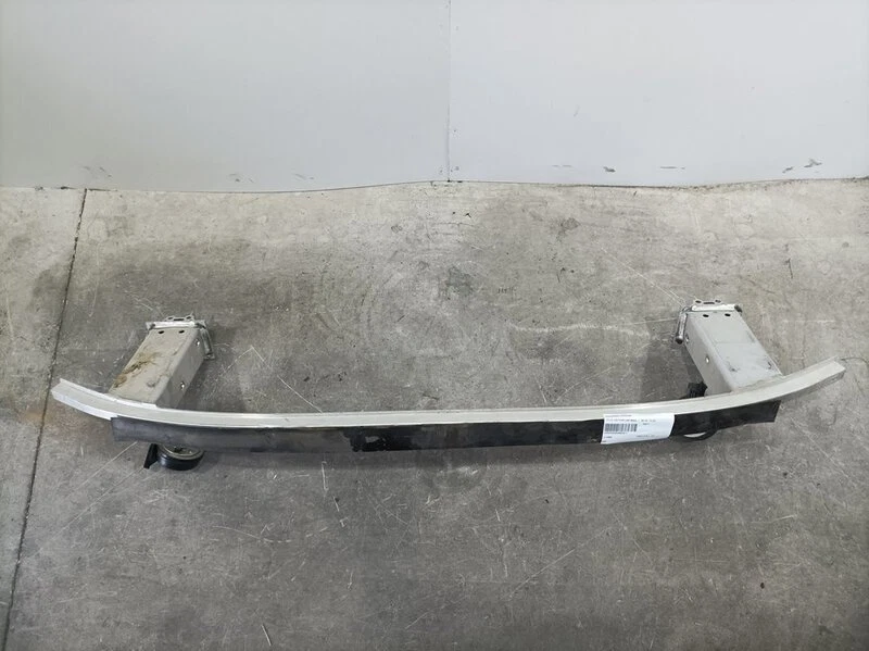 32246766 4690971 unter querträger für VOLVO V60 FAMILIAR BASIS 2018 Foto 2 de 4