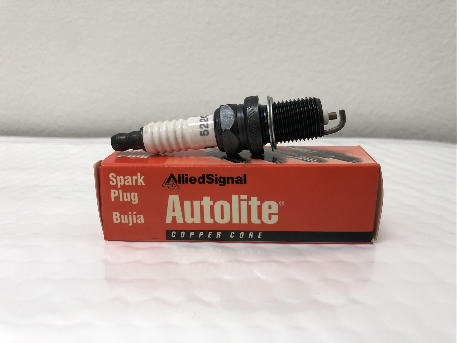 Autolite 5224 Copper Spark Plugs- NEW