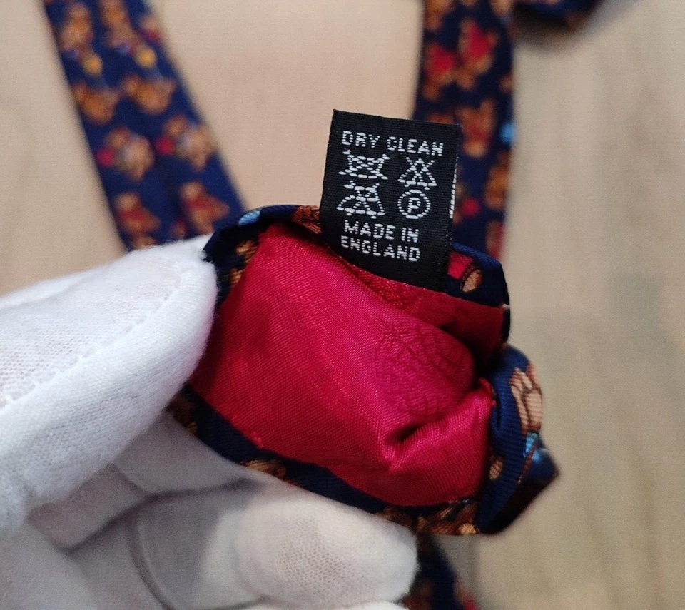 Cravatta orsacchiotto Vivax by Sambrook Witting London 100% seta blu multicolore pippo - Immagine 3 di 4