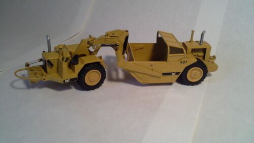 CAT 627 PUSH/PULL TWIN ENGINE MOTOR SCRAPER by NZG  1:50  scale - Picture 1 of 4
