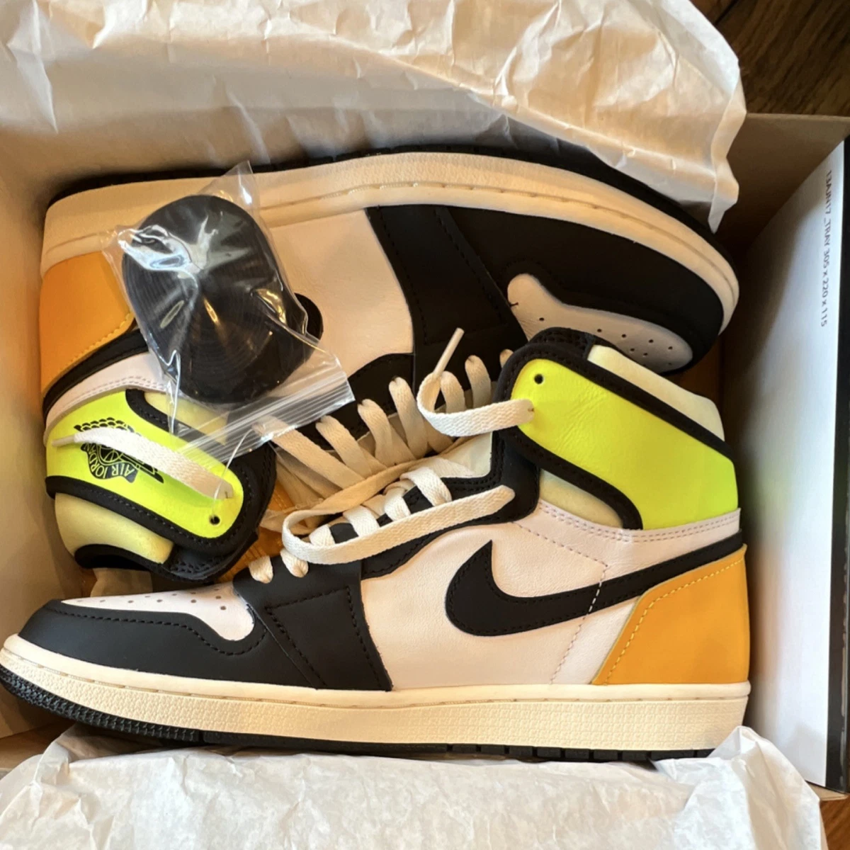 Jordan 1 Retro High OG Volt | eBay