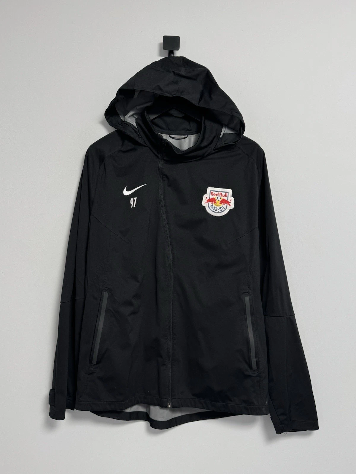 Nike Storm-Fit Size L Men’s Red Bull DC947-010 Jacket