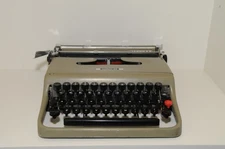 1950 Olivetti Lettera 22 Typewriter w/ Case & Manual – Early S Prefix Vintage