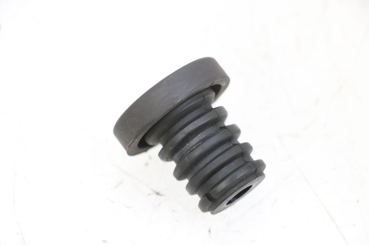 EXPANSION BOTTLE CAP - SUZUKI BURGMAN 650 (2013 - 2020)