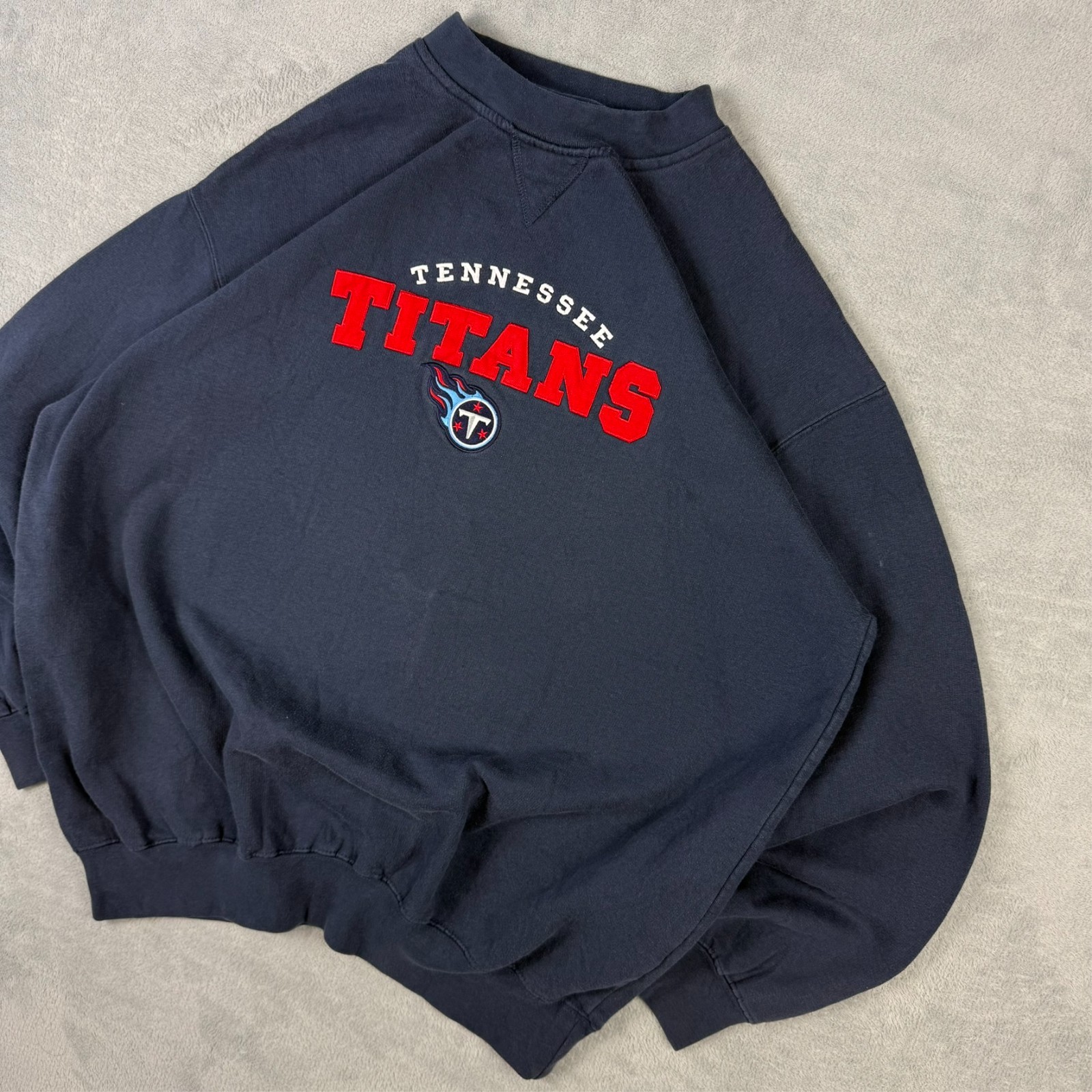 Vintage NFL Tennessee Titans 2000's Y2K Navy Oversized Sz XL Pullover Sweatshirt image 3
