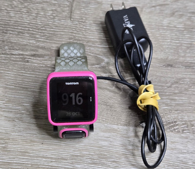 TomTom GPS SmartWatch TomTom Runner 8RS00 Multi-Function  + Dock Tested Pink
