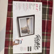 Aluratek 10.1” WiFi Digital Photo Frame