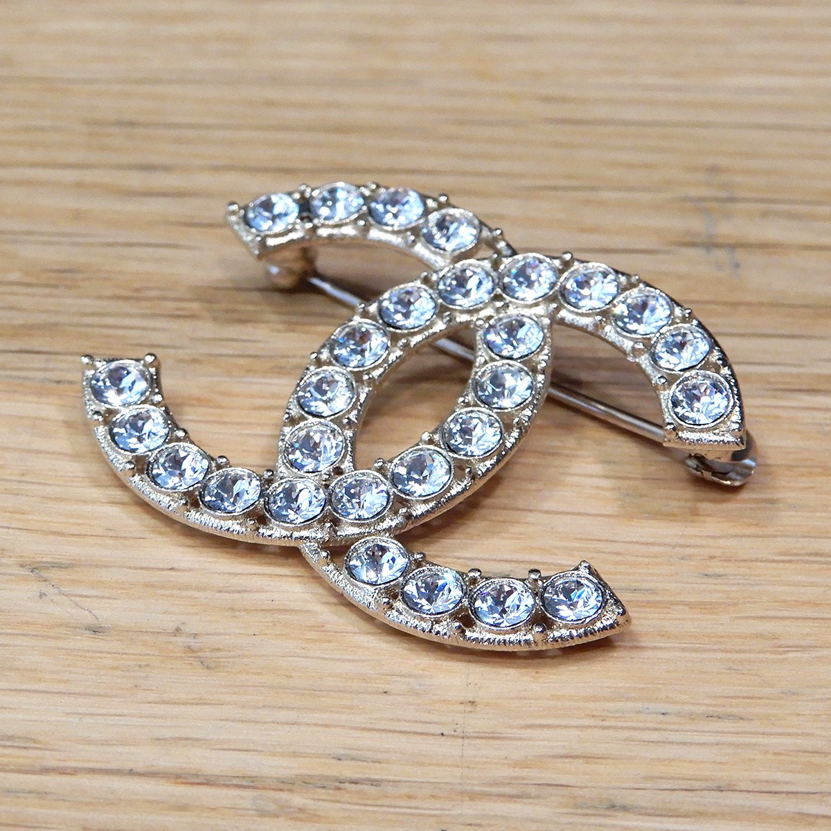 Chanel Coco Mark Brooch Strass Rhinestone Metal F19S 2019 702747