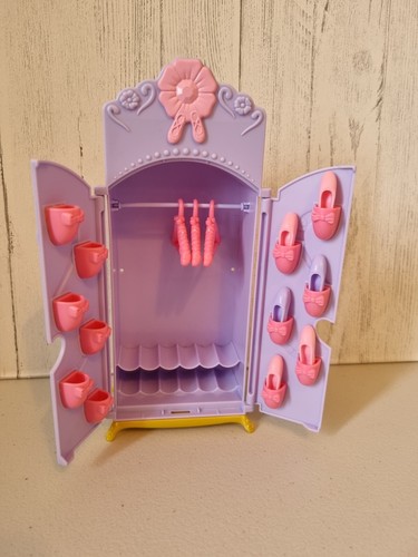 Barbie Mattel 2005 Wardrobe Ballet Shoes Coat Hangers Lilac