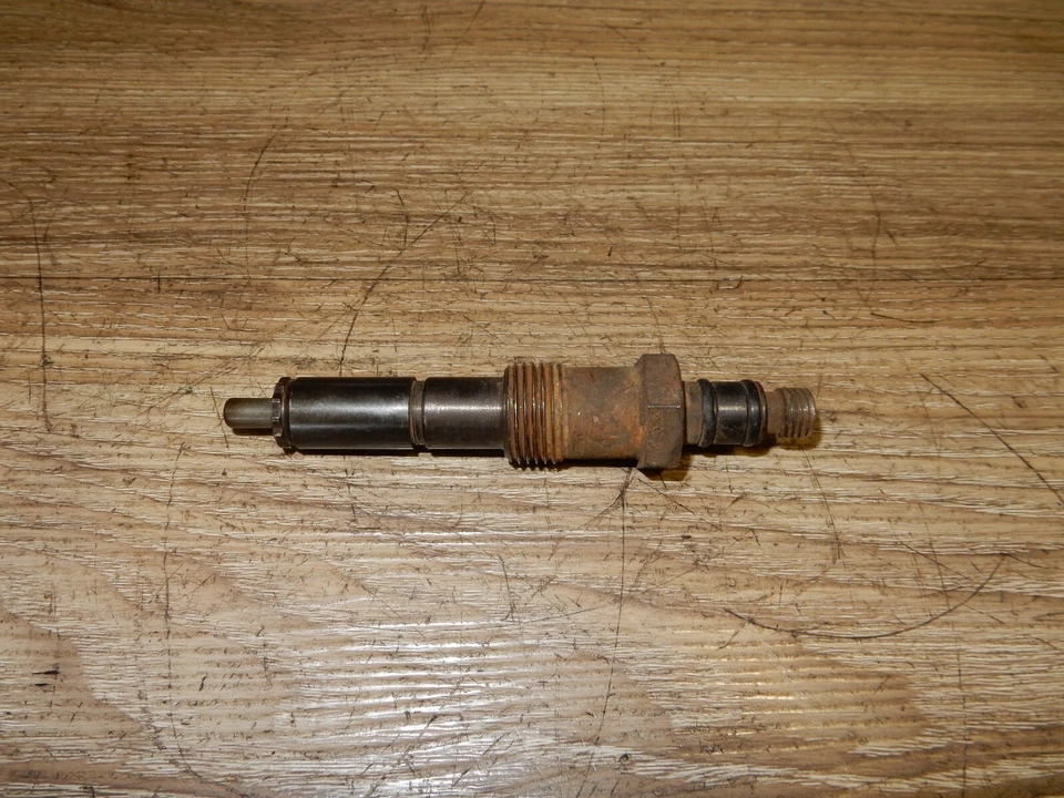 Inyector de combustible para Ford 1983-1994 IDI 6,9 L 7,3 L sin Powerstroke diésel OEM Foto 2 de 4