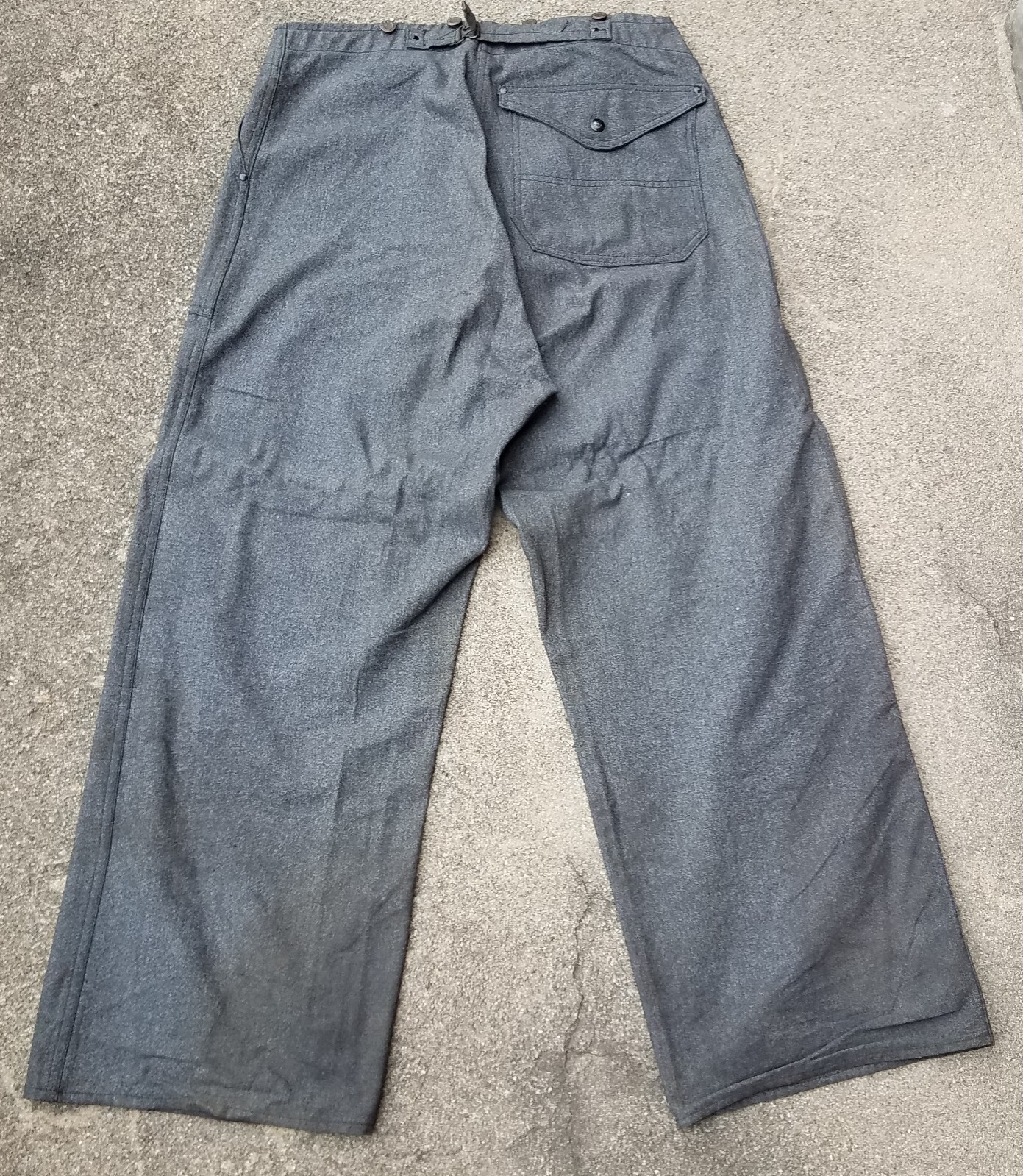 dead stock Janesville firefighter union label 1962 front clip buckle